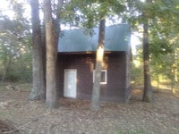 Building Photo - BISMARCK - Cabin with air conditioning ONL...