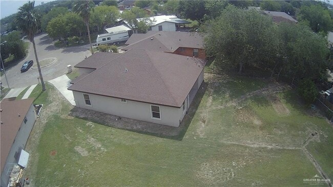 Building Photo - 911 S 19th Ave