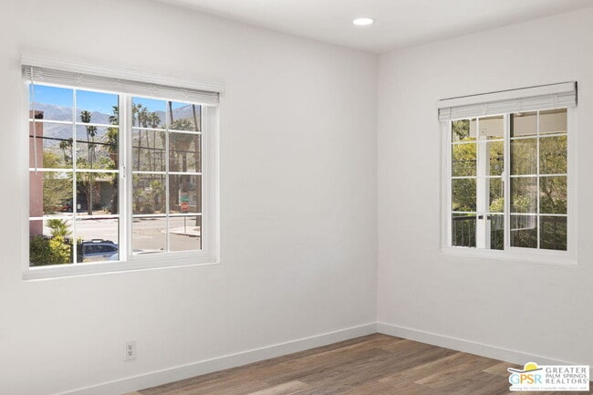 Building Photo - 1674 Vía Salida