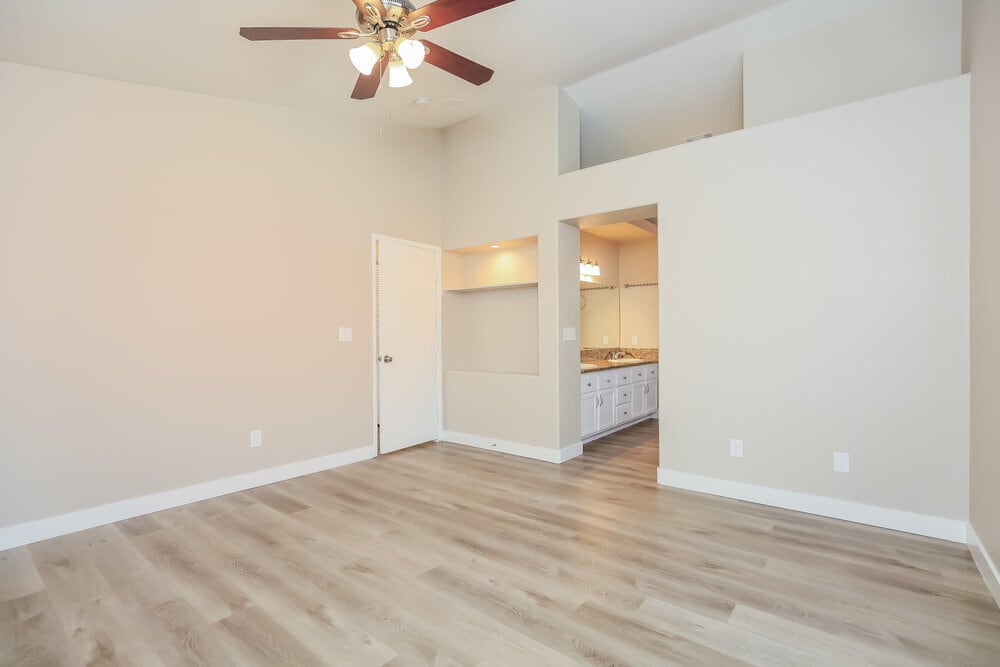 Building Photo - 4375 Coyote Crest Ct