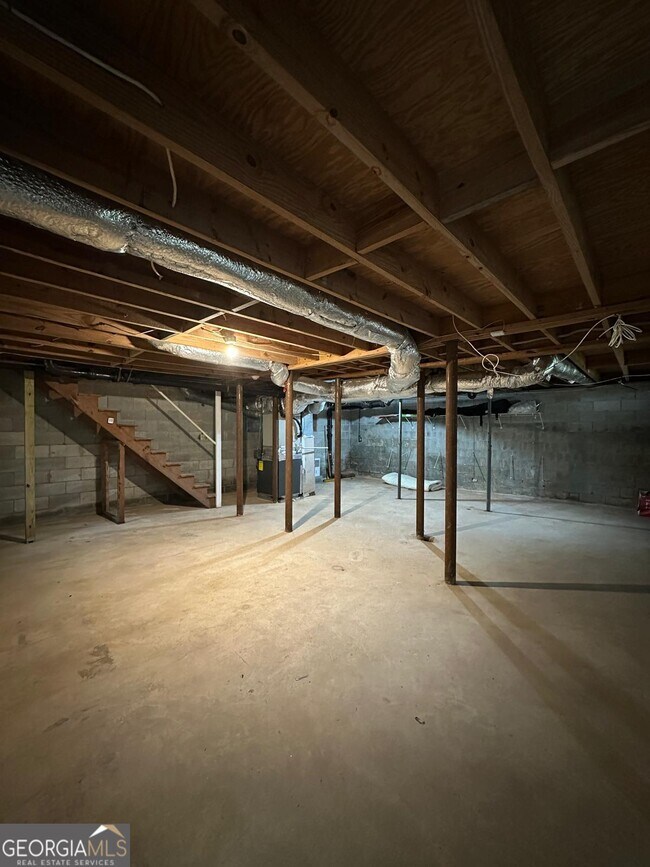 Building Photo - 115 Peyton Rd SW