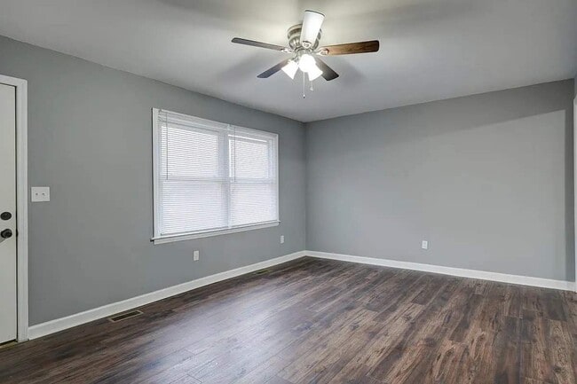 Building Photo - 421 sharpe st woodruff sc