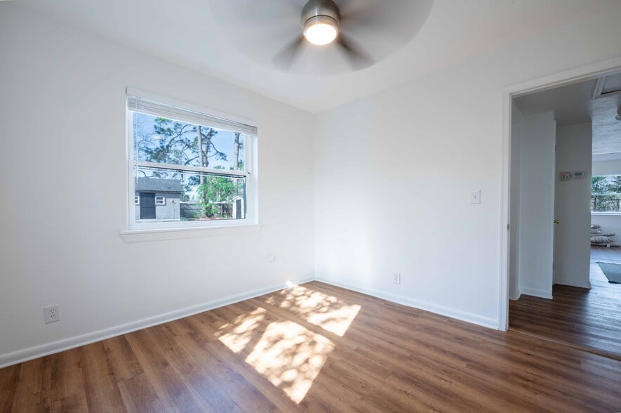 Building Photo - 1216 10th St N