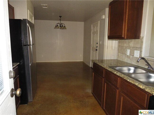 Building Photo - 4409 Brutus Ln