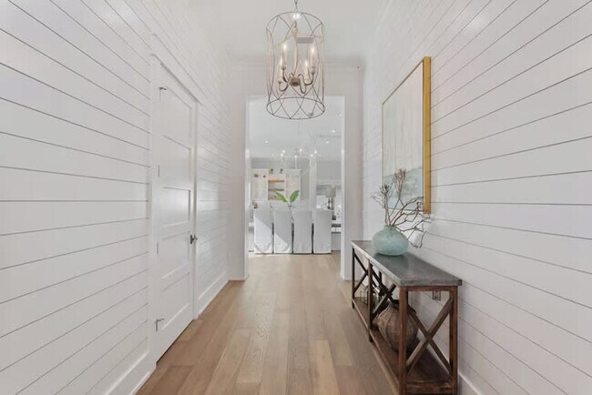 Building Photo - 107 Benicia Pl