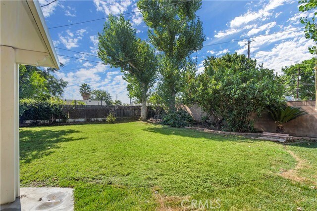 Building Photo - 7721 Oakdale Ave