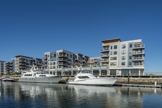 Building Photo - Meriel Marina Bay