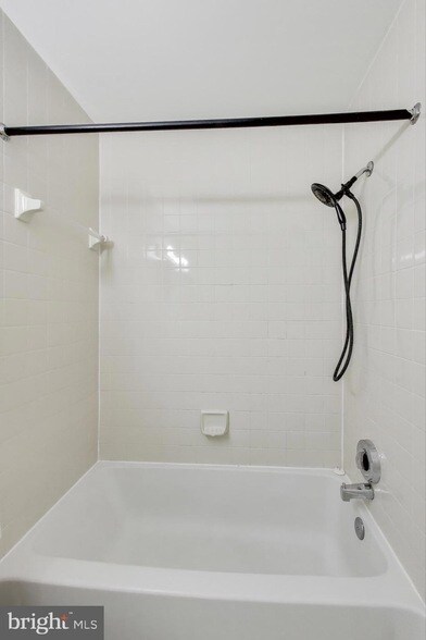 Building Photo - 5801 Inman Park Cir