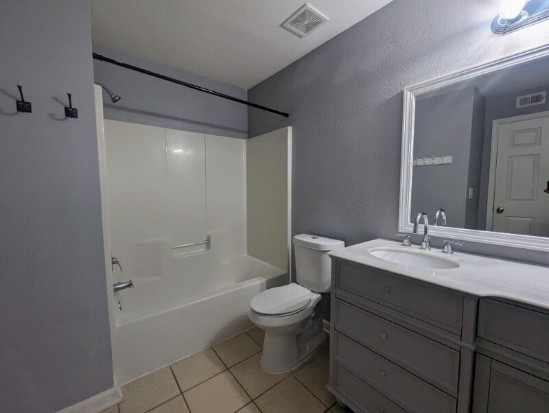 Building Photo - 4050 Dancing Cloud Ct