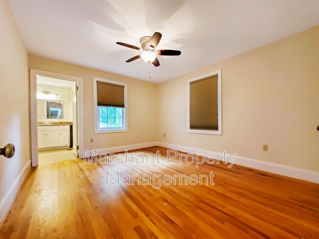 Building Photo - 333 Ridgecrest Dr