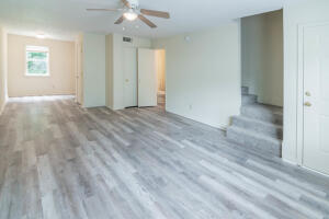 Building Photo - 6033 Springside Ln