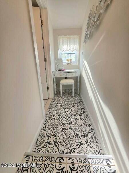 Building Photo - 1014 Fifth Ave