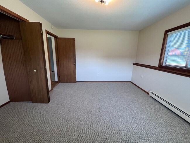 Building Photo - One Bedroom Apartment in Byron Center!