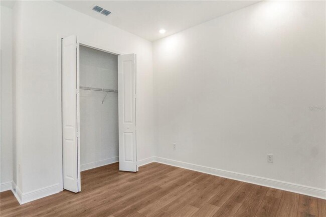 Building Photo - 16120 Volterra Point