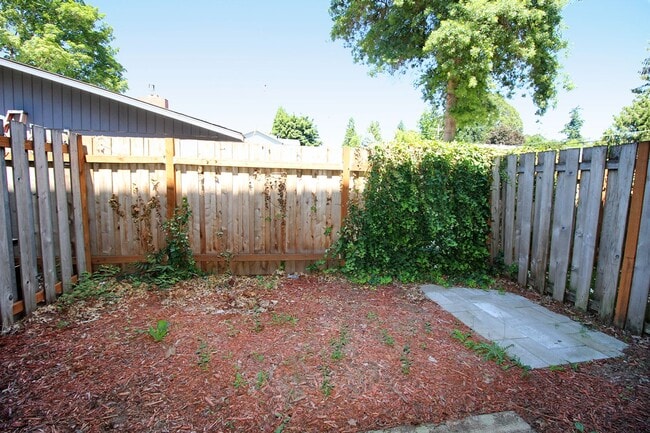 Building Photo - 2945 SW 187th Ave