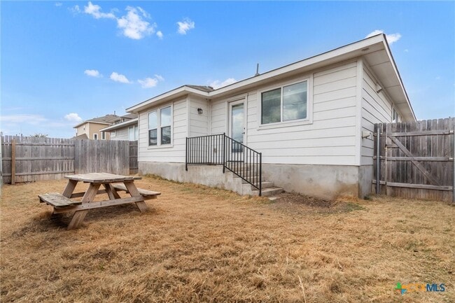 Building Photo - 460 Delta Crst