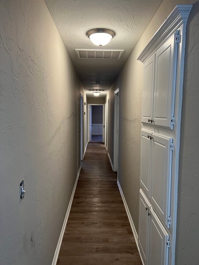 Building Photo - 716 Harvest Trail