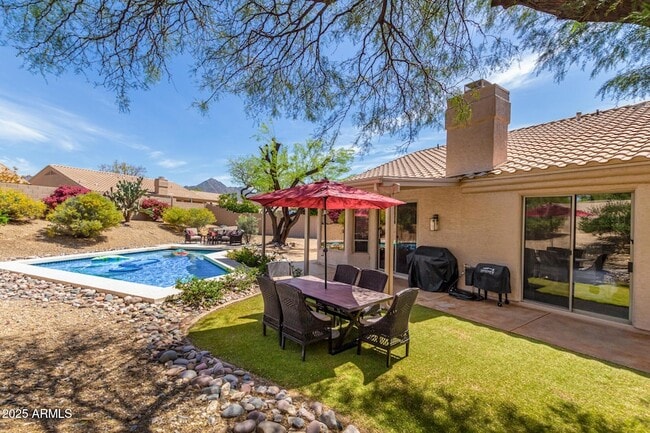 Building Photo - 9716 E Janice Way