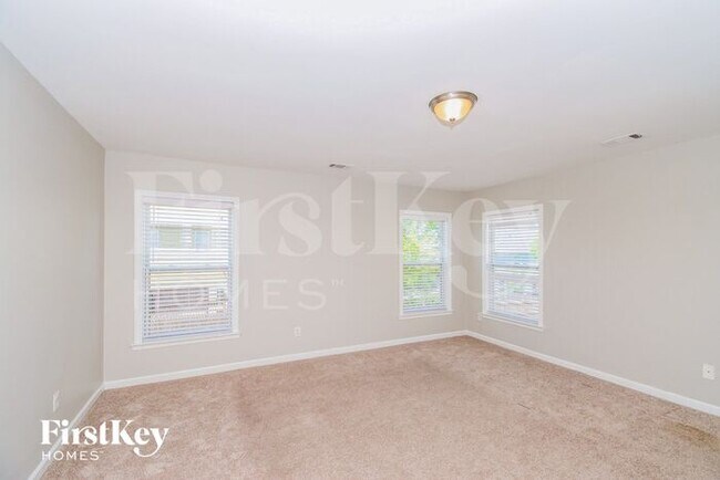 Building Photo - 7302 Basalt Dr