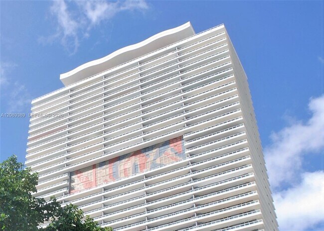 Building Photo - 50 Biscayne Blvd