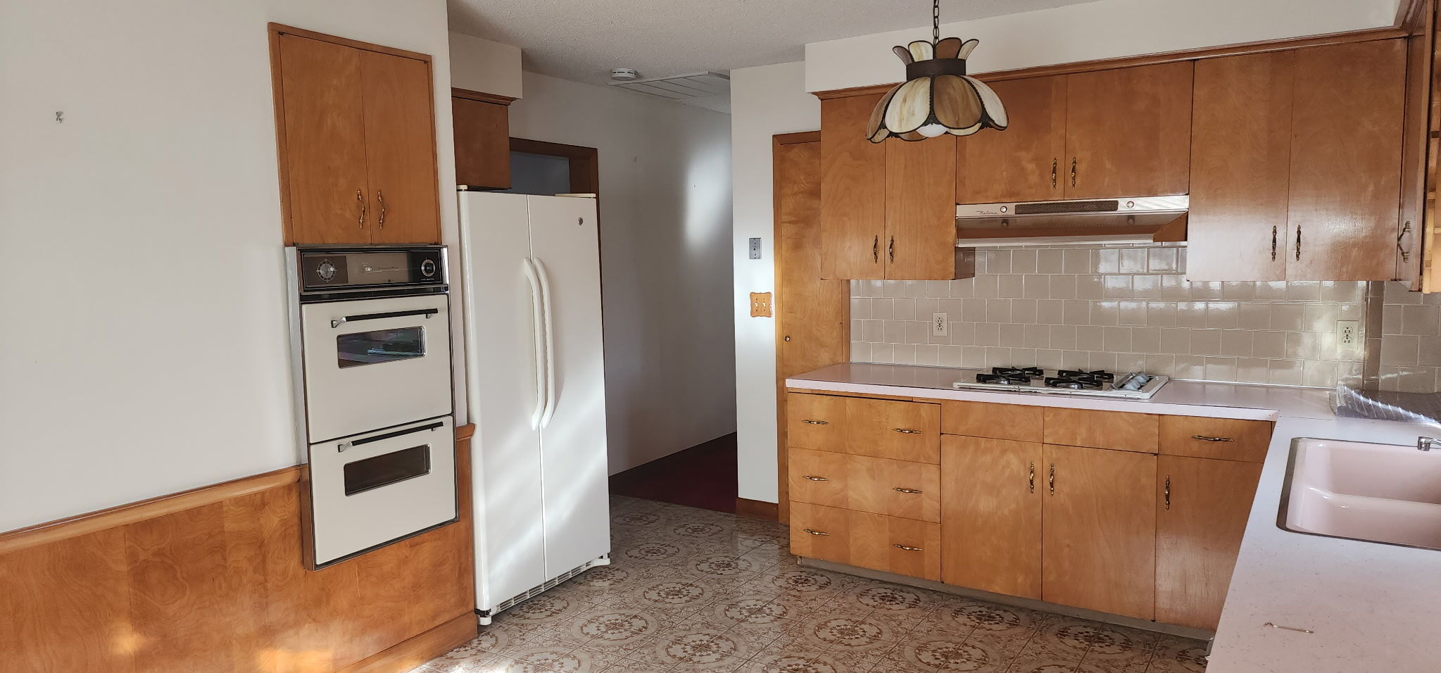 Building Photo - 561 Chicago St