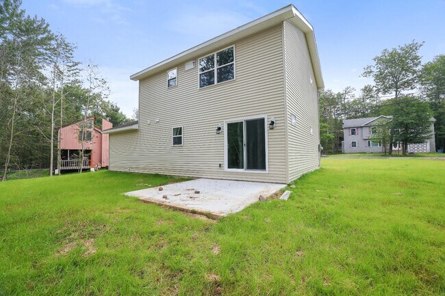 Building Photo - 8206 Natures Dr