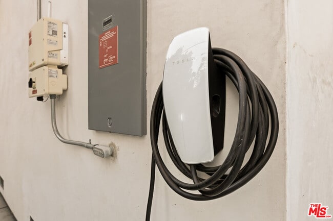 Building Photo - 22747 Erwin St