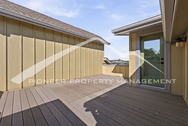 Building Photo - 2842 Kendall St