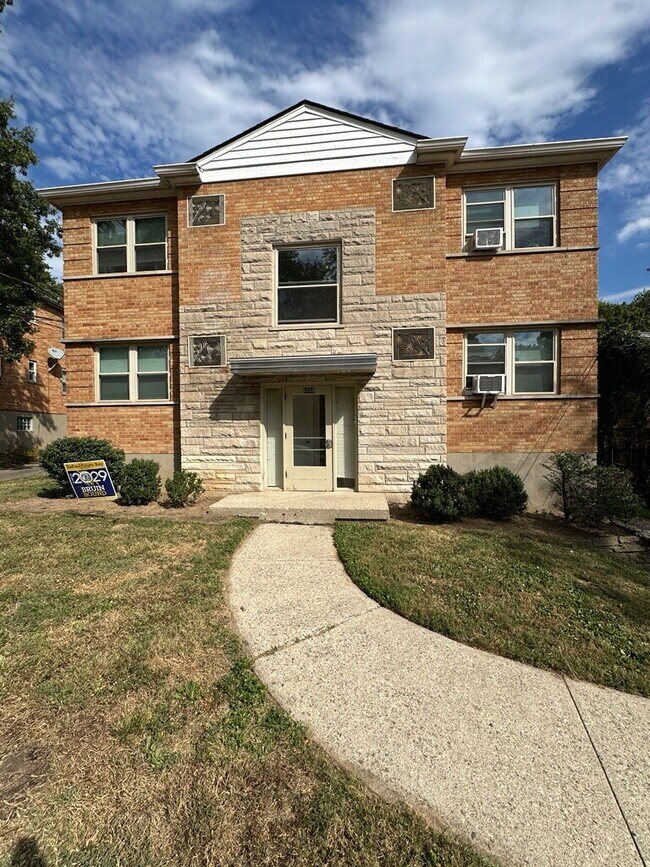 Building Photo - 6086 Dryden Ave