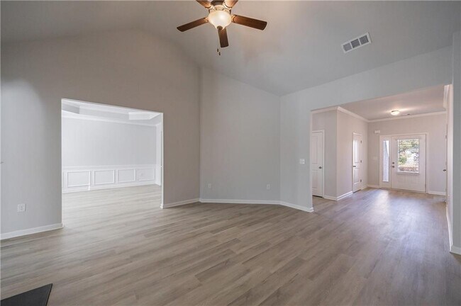 Building Photo - 853 Crossroads Ct