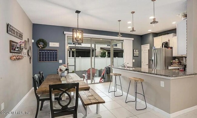 Building Photo - 7038 Buroak Ct