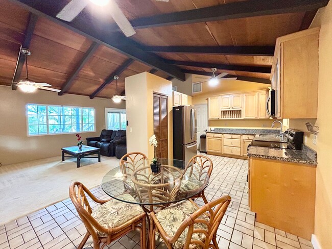 Building Photo - Beautiful fully furnished home in Kihei
