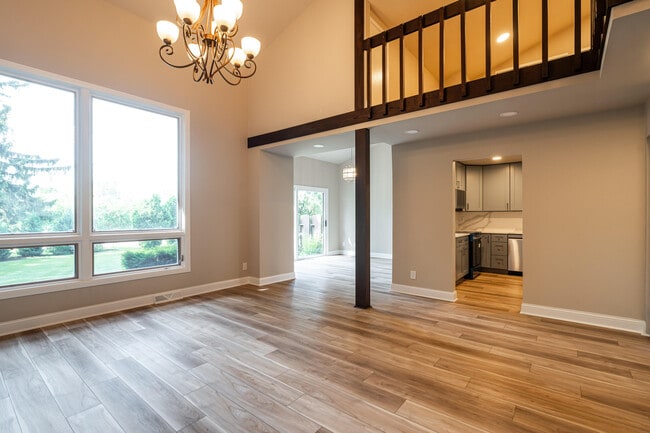 Building Photo - 12804 N Colony Dr