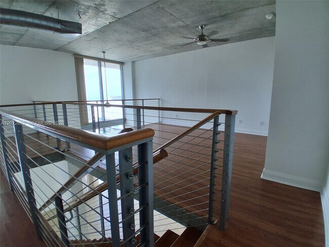 Building Photo - 690 SW 1st Ct