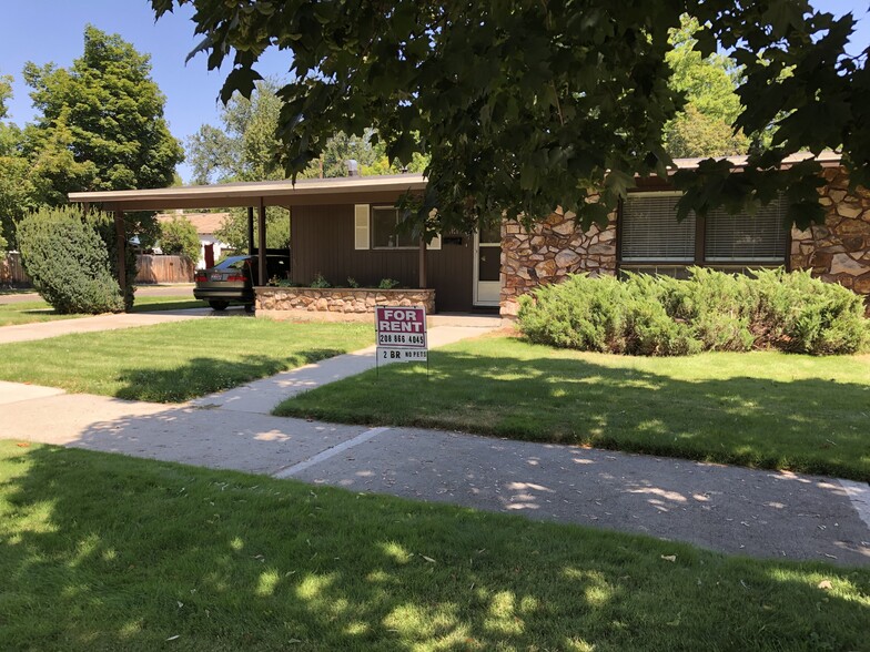 Front with Carport - 1020 N 20th St