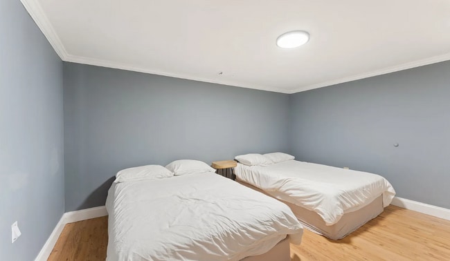 Building Photo - 388 Tall Oaks Dr NE