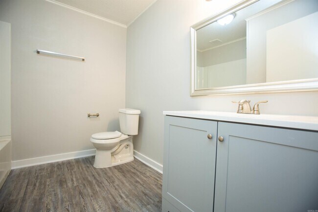 Building Photo - 2015 Franklin St