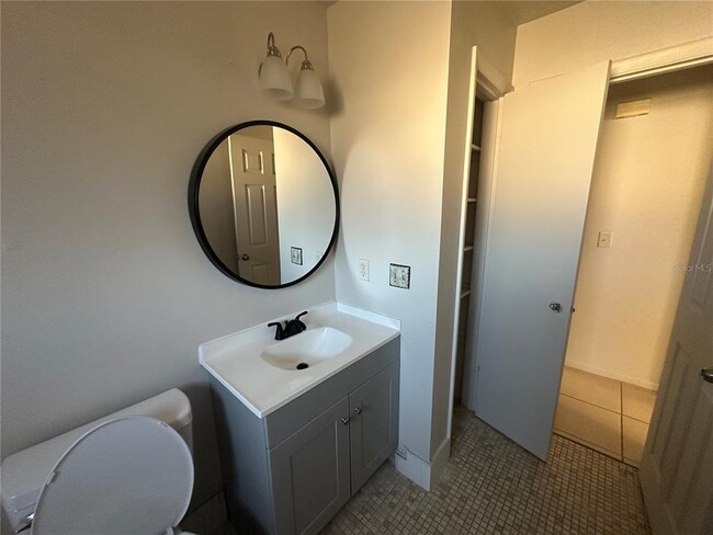 Building Photo - 10227 SW 84th Avenue Rd