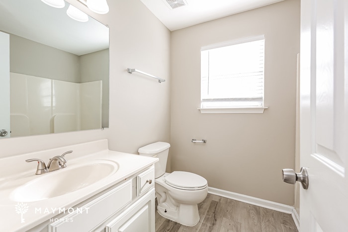 Building Photo - 206 Yukon Dr