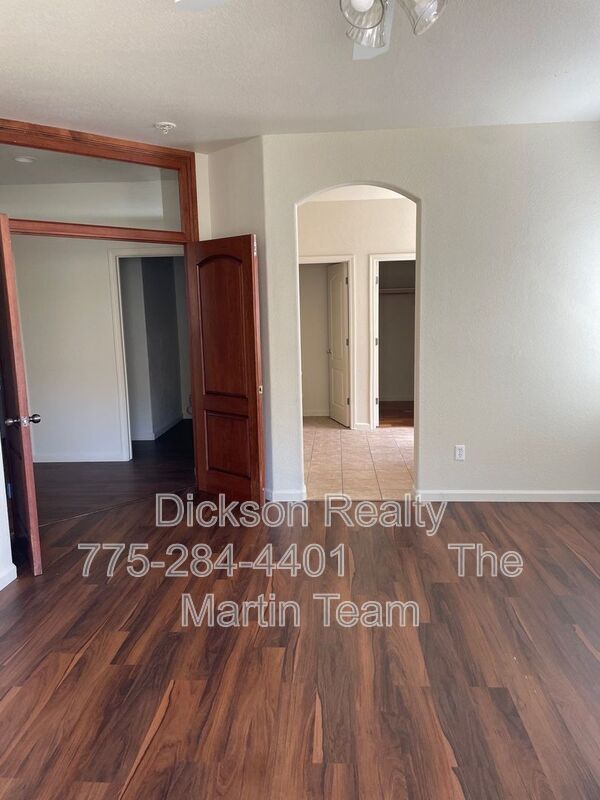 Building Photo - 7145 Beacon Dr