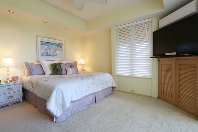 Building Photo - Furnished, 2 Bed/3 Bath Wailea Palms Residence Gated with Ocean Views