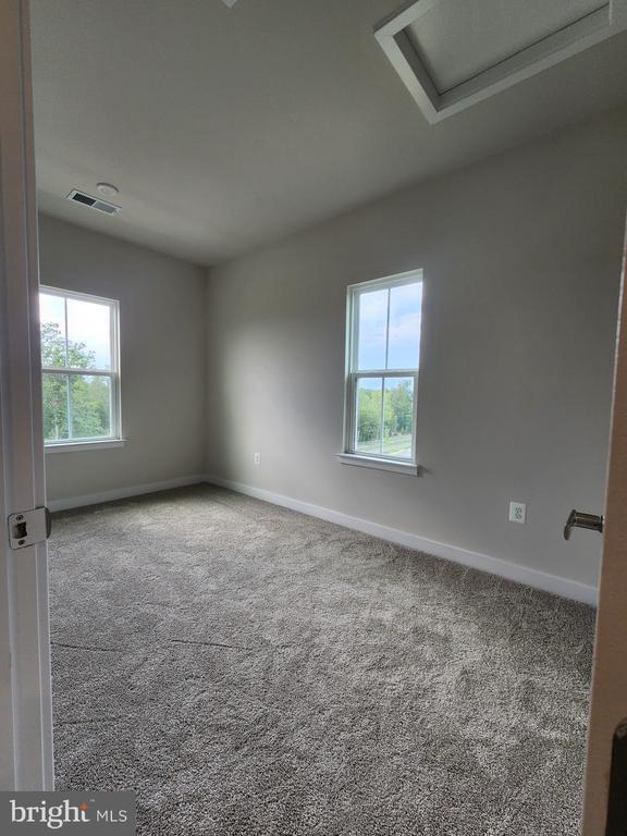 Building Photo - 9400 Tanfield Dr