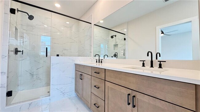 Building Photo - 2611 Alcovy Trl NE