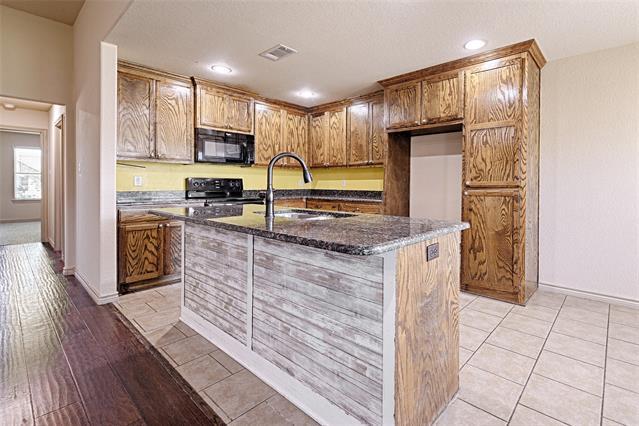 Building Photo - 307 Alene Dr