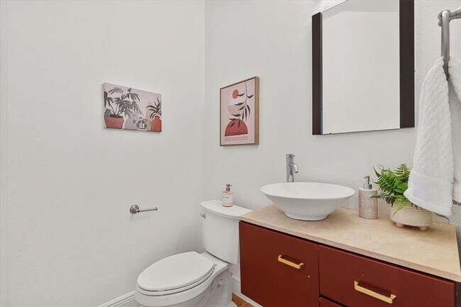 Building Photo - 3313 Oxsheer Dr