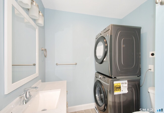 Building Photo - 58 Myano Ln