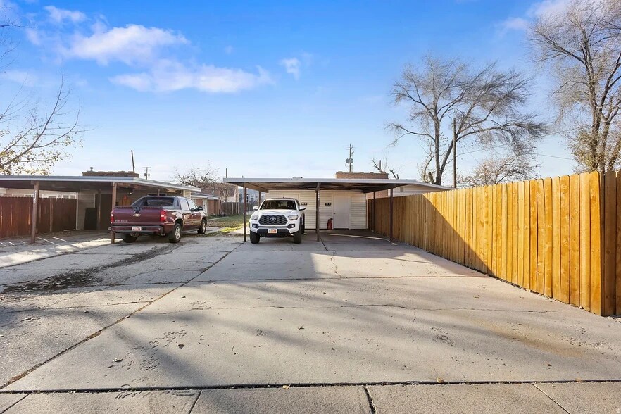 Building Photo - 6876 S 90 E