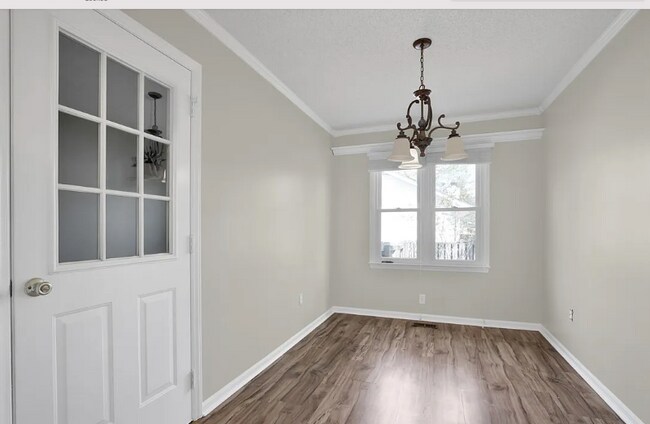Building Photo - 4513 Park Knoll Ln