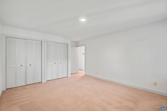 Building Photo - 501 Rookwood Pl