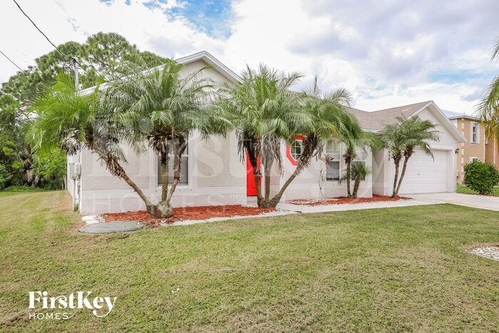 Building Photo - 2998 SW Vittorio St